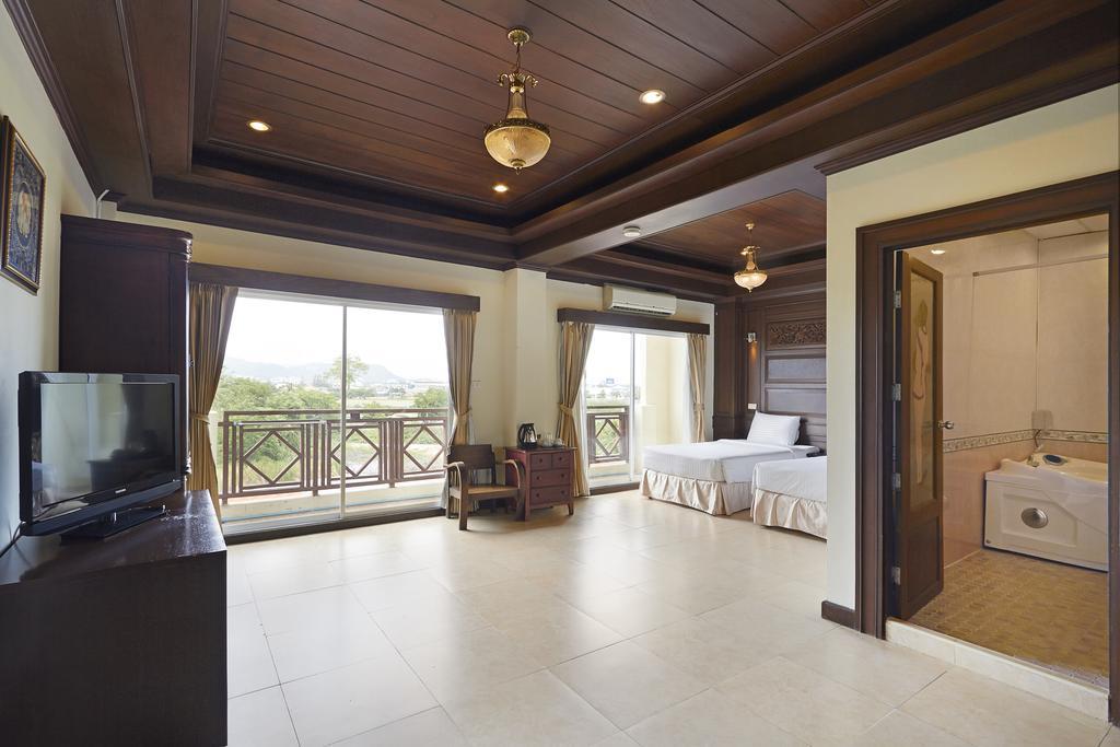 D Varee Xpress Hillside Hua Hin Ча Ам Екстериор снимка